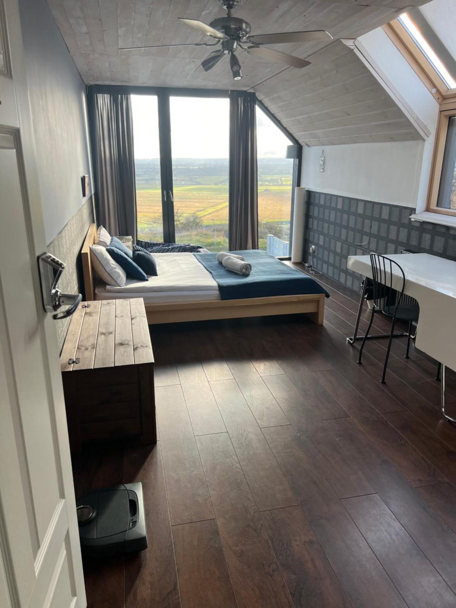 House Of Freedom With Sea View Sauna And Jacuzzi Oslonino Buitenkant foto